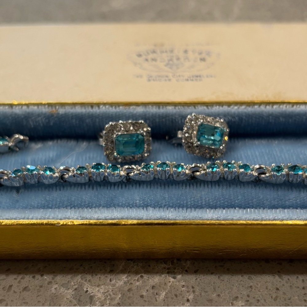 Vintage Bogoff Bracelet & Earrings - Picture 2 of 12
